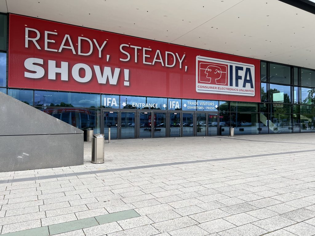 Bengbu MiFan Technology Co., Ltd Showcases Latest Wet and Dry Vacuum Cleaner Innovation at IFA - Consumer Electronics Unlimited Exhibition in Berlin, Germany. - Company News - 1